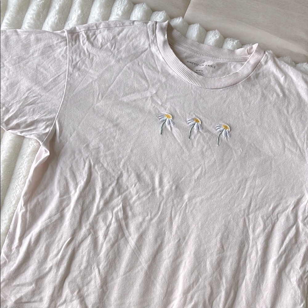 American Eagle Embroidered Flowers Tee Shirt